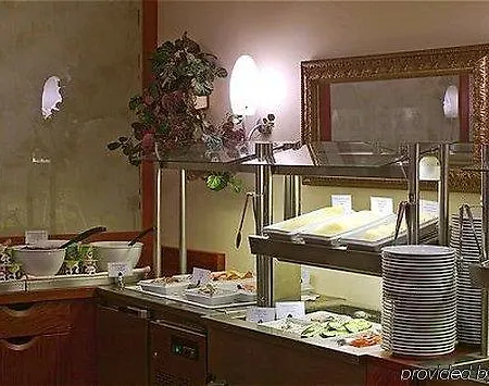 ホリデイ シティ センター